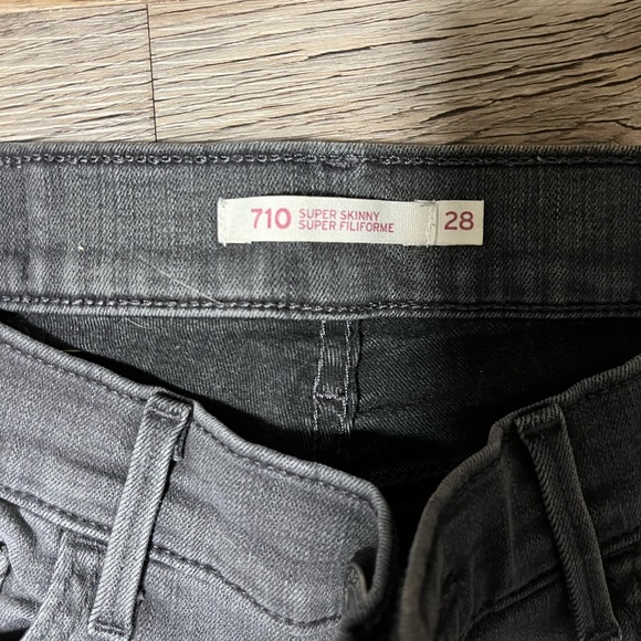 LEVI’S 710 SUPER SKINNY JEANS - Picture 2 of 4
